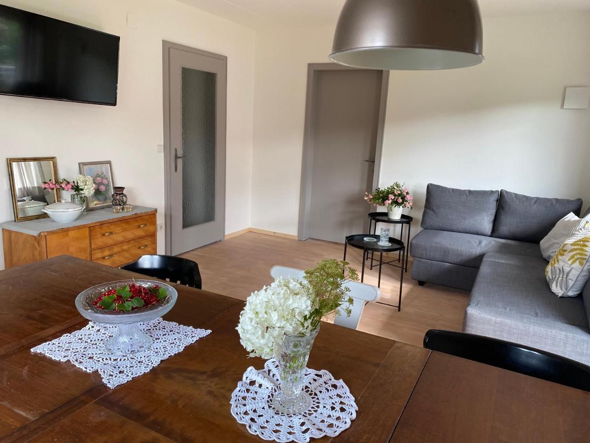 Wohnung Erdgeschoss Mit 3 Schlafzimmer In Ruhiger Gegend Mader Экстерьер фото